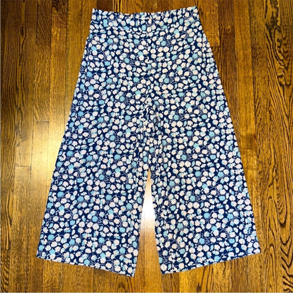 Madewell Navy Floral Wide Crop Pants with Pastel Pink & Mint Daisies